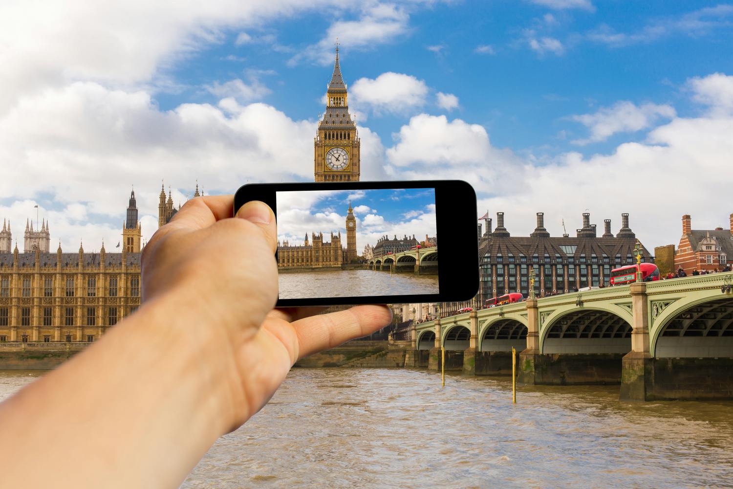 För över bilder från mobilen till datorn